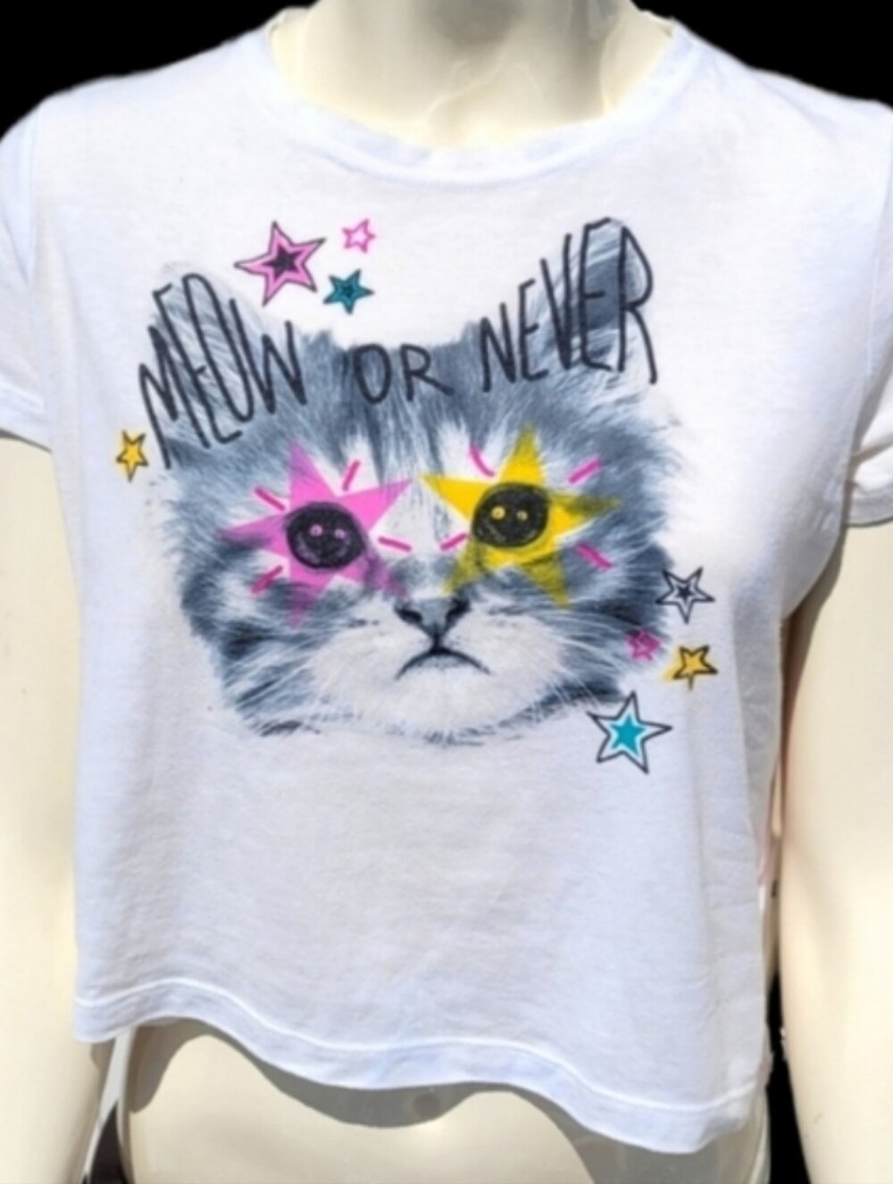 Size Small Kitty T Shirt